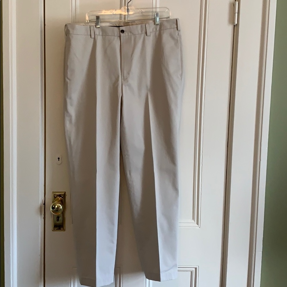 Brooks Brothers Clark chino